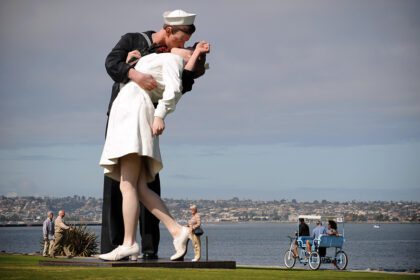 nieta-de-enfermera-en-beso-iconico-en-foto-del-vj-day-habla