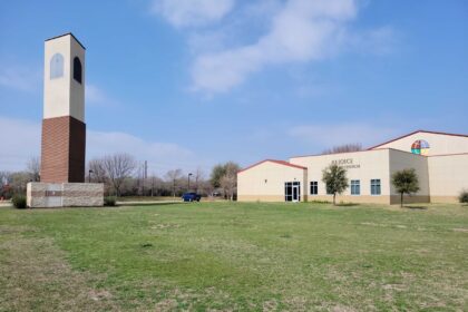 el-templo-hindu-da-marcha-atras-despues-de-borrar-la-iglesia-luterana-del-sitio-web