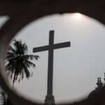 india:-los-fundamentalistas-hindues-exigen-la-prohibicion-de-los-simbolos-cristianos-en-las-escuelas