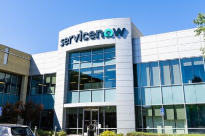 servicenow-esta-desarrollando-ia-mediante-una-combinacion-de-construccion,-compra-y-asociacion-|-techcrunch