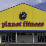 planet-fitness-revoca-la-membresia-de-una-mujer-cristiana-por-queja-sobre-un-hombre-en-el-vestuario-de-ninas