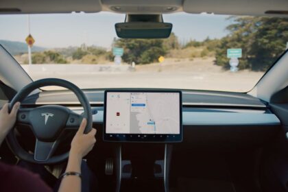 tesla-esta-ofreciendo-una-prueba-gratuita-de-un-mes-de-su-software-de-asistencia-al-conductor-fsd-beta-a-los-clientes-de-ee-uu.-|-techcrunch