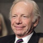 el-exsenador-joe-lieberman,-elegido-vicepresidente-por-los-democratas-en-2000,-muere-a-los-82-anos