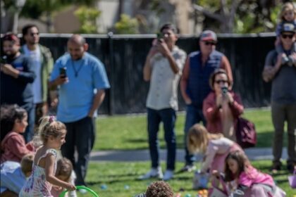 megaiglesia-de-california-organizara-busqueda-de-huevos-con-20.000-huevos-y-20-servicios-de-fin-de-semana-de-pascua