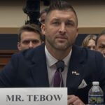 tim-tebow-se-une-a-una-organizacion-sin-fines-de-lucro-para-evacuar-a-59-ninos-discapacitados-de-haiti