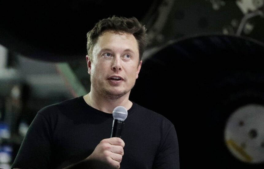 elon-musk-dice-que-presentara-un-robotaxi-tesla-el-8-de-agosto-|-techcrunch