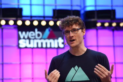 paddy-cosgrave-regresa-como-director-ejecutivo-de-web-summit-despues-de-dimitir-por-la-controversia-entre-israel-y-gaza-|-techcrunch