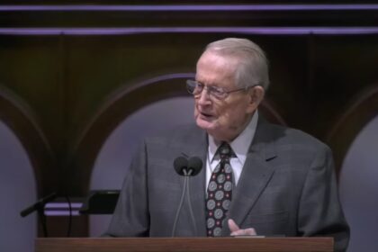 chuck-swindoll-renuncia-como-pastor-principal-de-stonebriar-community-church