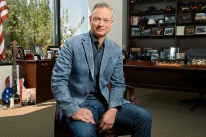 el-actor-gary-sinise-reflexiona-sobre-la-oracion,-dios-y-la-muerte-de-su-hijo-despues-de-la-batalla-contra-el-cancer:-‘un-hombre-de-gran-fe’