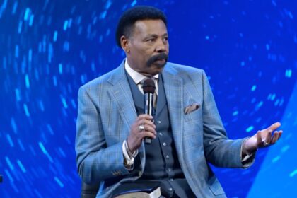 ‘devolver-a-dios-al-gobierno’:-el-dr.-tony-evans-aborda-la-desunion-cristiana-y-el-lugar-de-dios-en-la-politica