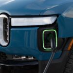 rivian-apunta-a-camionetas-y-suv-ford-y-toyota-a-gasolina-con-un-descuento-de-$5,000-por-«actualizacion-electrica»-​​|-techcrunch