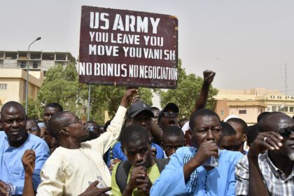 estados-unidos-se-prepara-para-retirarse-de-niger-mientras-un-informe-revela-que-las-tropas-estadounidenses-estan-«varadas»-en-medio-de-un-golpe-militar