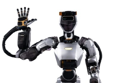 el-nuevo-robot-humanoide-de-sanctuary-aprende-mas-rapido-y-cuesta-menos-|-techcrunch