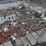 un-hombre-oro-mientras-el-tornado-azotaba-garner-industries;-70-trabajadores-sobreviven