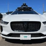 tesla-sigue-recortando-empleos-y-los-federales-investigan-a-waymo-|-techcrunch