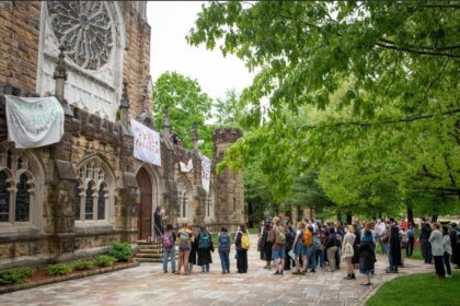 la-universidad-episcopal-considera-desinvertir-en-israel-en-respuesta-a-las-protestas-en-el-campus